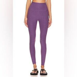 Beyond Yoga Caught in the Midi High Rise Legging - S - Bright Iris Heather lilac